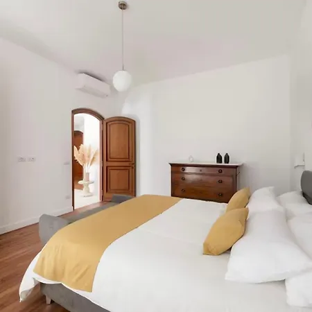 Casa Piccolomini - San Pietro Apartament *